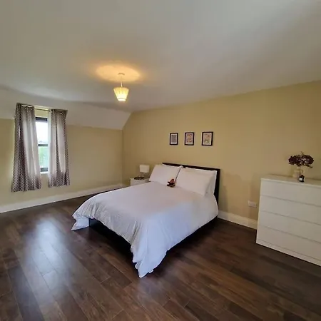 Hilltop House Ireland בית נופש