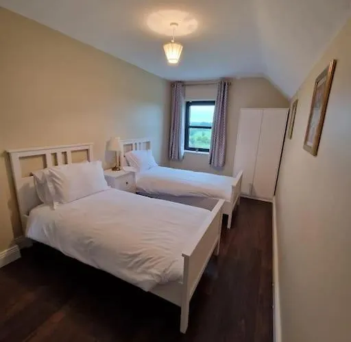 Hilltop House Ireland *